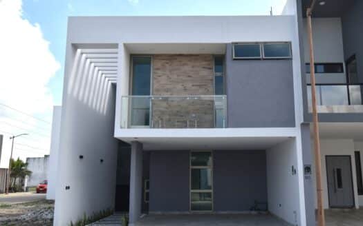 CASA EN VENTA FRACCIONAMIENTO REAL DE PALMAS