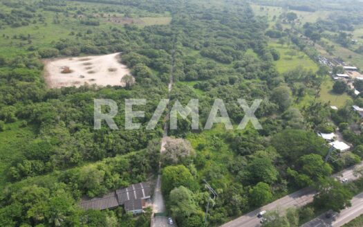 TERRENO – COMERCIAL EN VENTA CARRET. CARDENAS KM 11