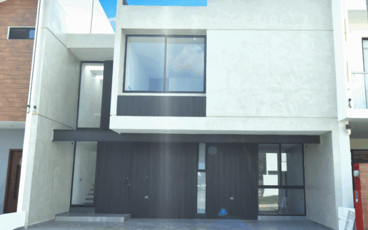 CASA EN VENTA RESIDENCIAL HACIENDAS