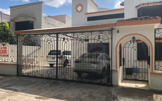 CASA EN VENTA FRACCIONAMIENTO VALLE MARINO