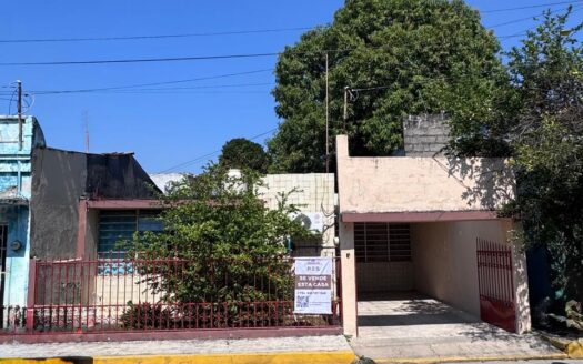 CASA EN VENTA EN COLONIA VICENTE GUERRERO CALLE CORREGIDORA, COMALCALCO TABASCO