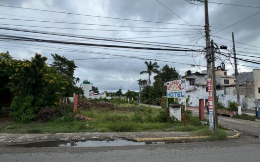 EN VENTA TERRENO EN COLONIA QUINTIN ARAUZ BOULEVARD MANUEL ANTONIO ZURITA EN PARAISO TABASCO