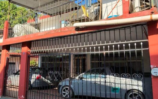 CASA EN VENTA – IDEAL PARA INVERSIÓN 📍 Col. Indeco | Andador Esperanza