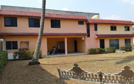 CASA FICUS, TERRENO MUY AMPLIO CON POTENCIAL DE DESARROLLAR UNA CONSTRUCCIÓN NUEVA, TAMULTE, VILLAHERMOSA, TAB.