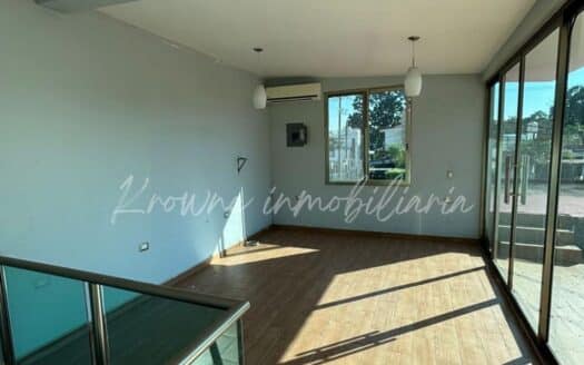 RESIDENCIA EN VENTA En Fracc. Las Rosas 📍COMALCALCO