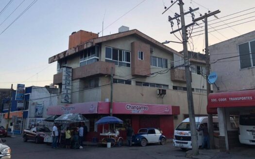 LOCAL CON BODEGA EN ESQUINA EN RENTA, ZONA CENTRO VILLAHERMOSA TABASCO