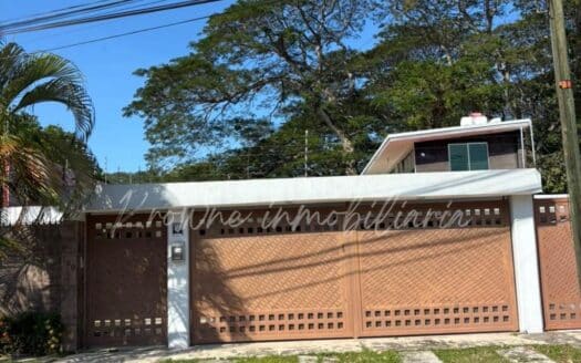 RESIDENCIA EN VENTA En Fracc. Las Rosas 📍COMALCALCO