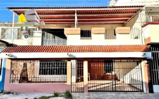 RENTA DE CASA EN PRIVADA, CERCA DE PLAZA LA AMERICAS, PLAZA SENDERO, HOSPITAL ROVIROSA Y AV. UNIVERSIDAD