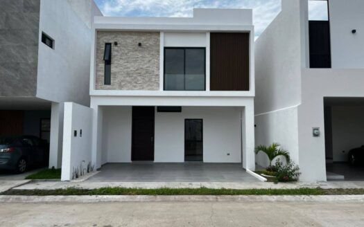 CASA NUEVA EN FRACC. SOTAVENTO ZONA COUNTRY VILLAHERMOSA TABASCO