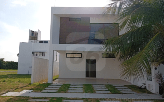 CASA EN VENTA EN FRACCIONAMIENTO ÓNIX